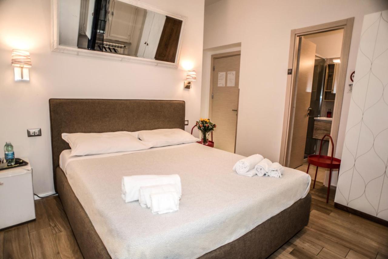 Mole Adriana Guest House Rom Exterior foto